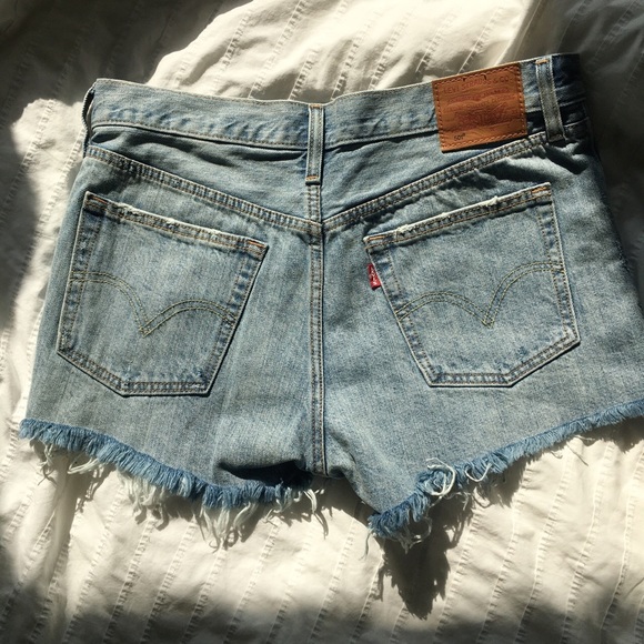 Levi’s 501 Denim shorts - Picture 2 of 4